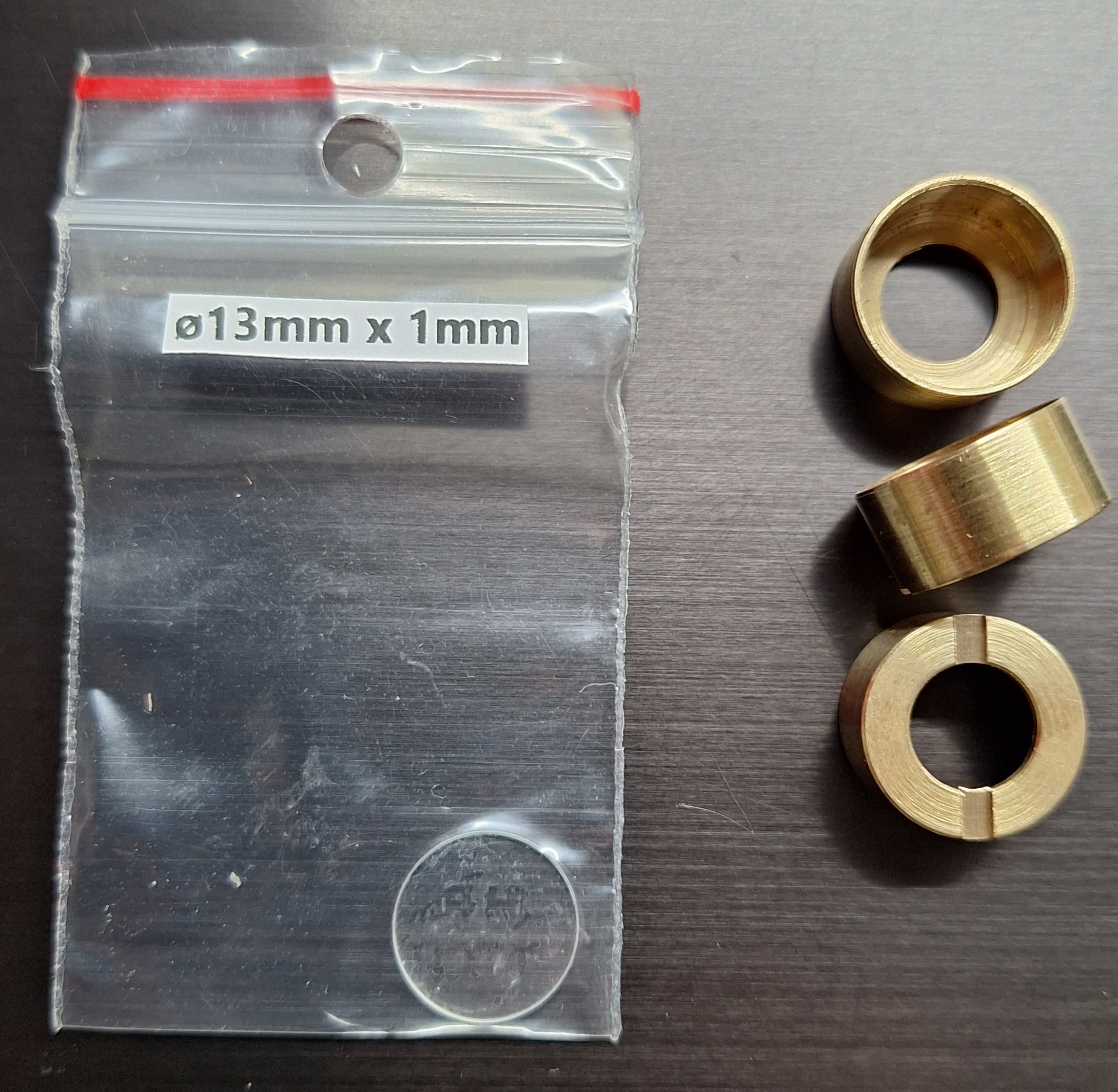 13mm lens. Brass free.